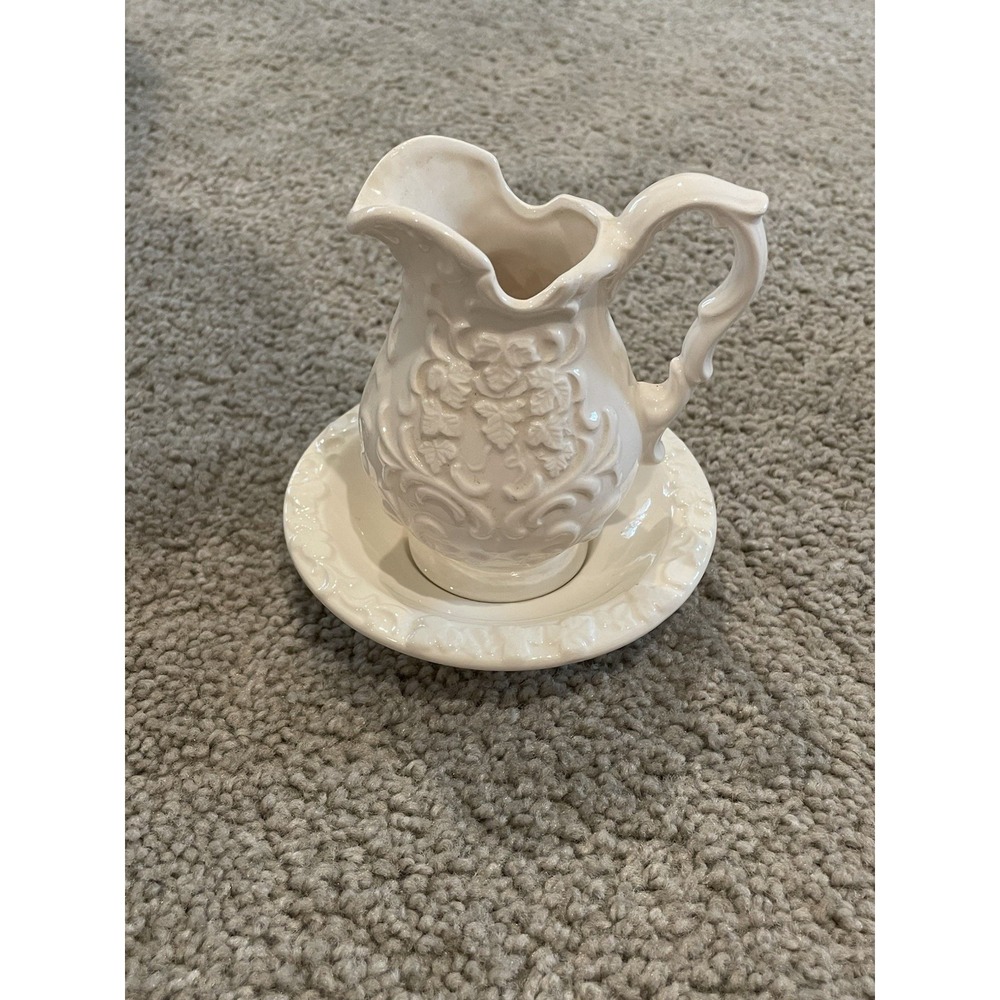 Vintage‎ Inarco Japan Small Pitcher and Saucer E-4094 Cream Color